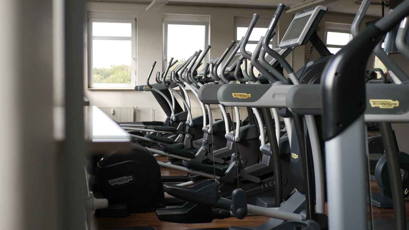 HIIT oder LISS? So findest du das beste Cardio-Workout für deine Ziele